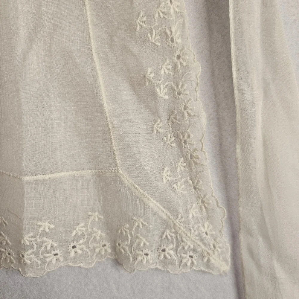 Vtg‎ Sheer White Half Apron Floral Eyelet Embroidered Scalloped Edge Victorian